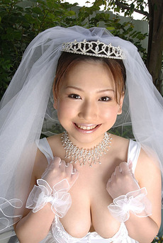 Ai Sayama As An Sexy Bride 02