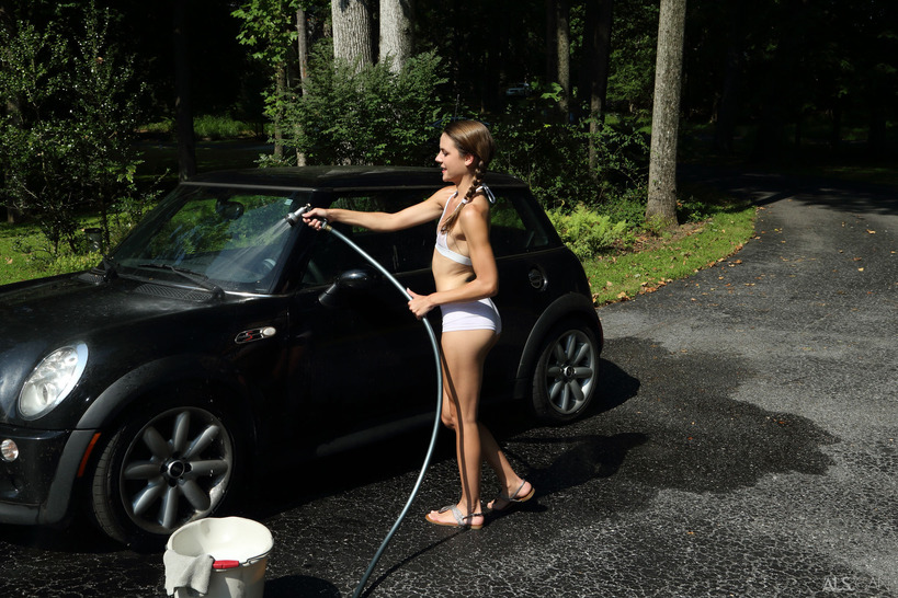 Wash and Detail (1/21)