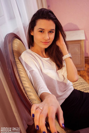 Lovely nude beauty 00