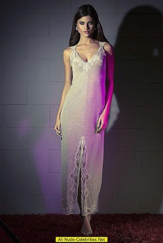 Hot Sexy Kennedy Oliveira Posing So Sensual 08