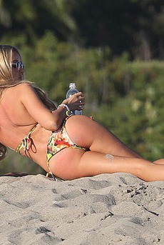 Kerrie McMahon Is So Hot On The Beach 01