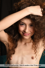 Curly Teen Beauty Maxine 15