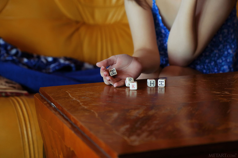 Roll The Dice (1/21)