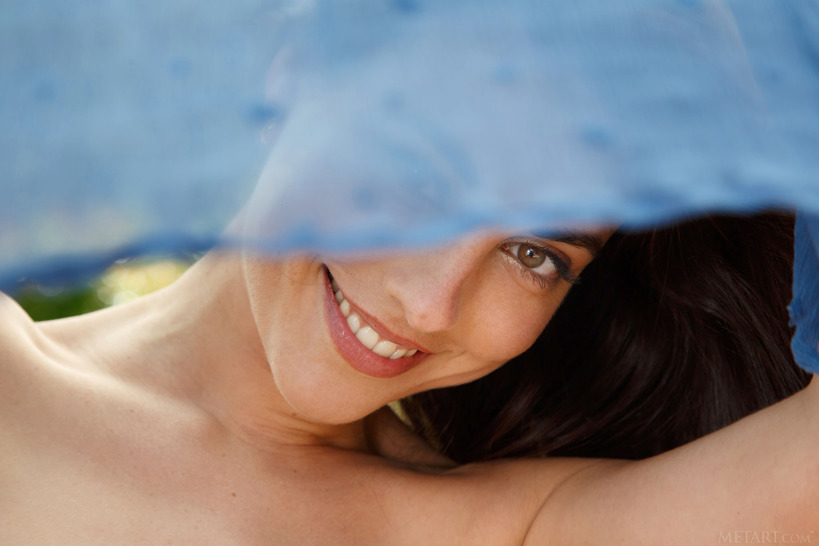 Lorena Garcia Strips Outside (11/21)