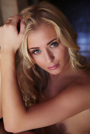Beautiful Blonde Cayla Gets Nude 15